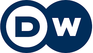 Deutsche Welle Learn German watching live news room LanguageImmersionsCom